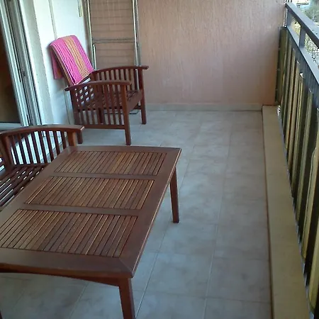 Apartment Happy Day Split